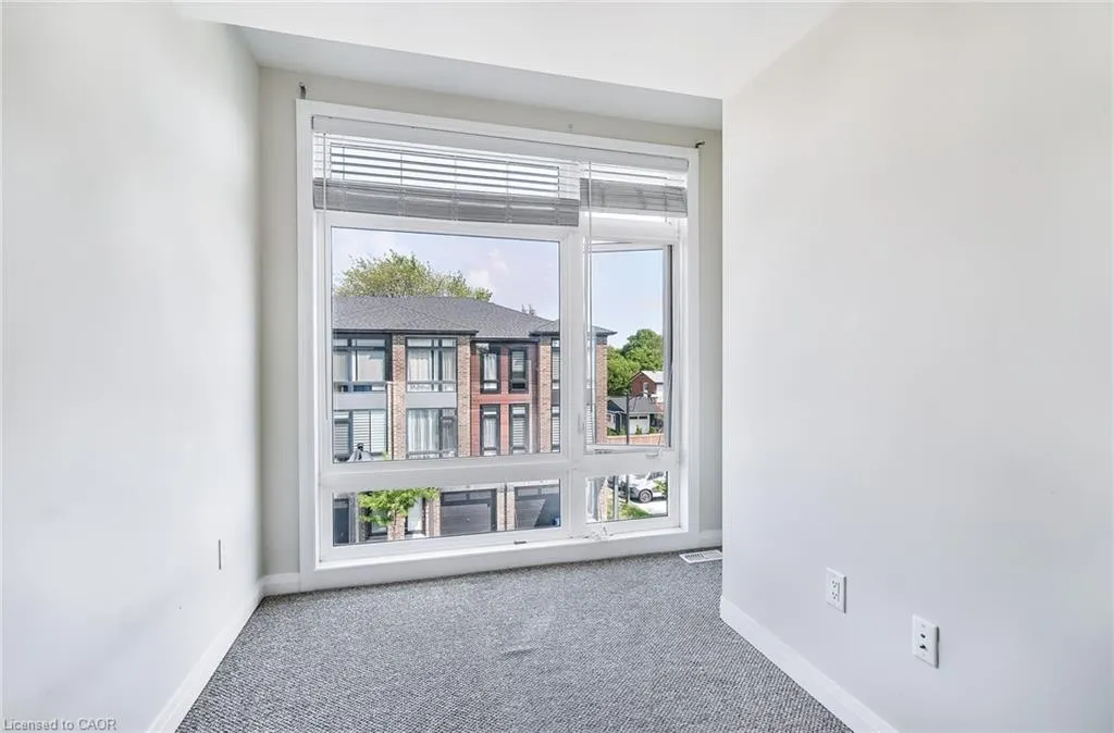 270 Melvin Avenue, #15