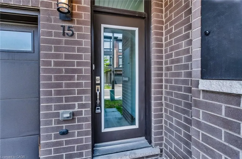 270 Melvin Avenue, #15