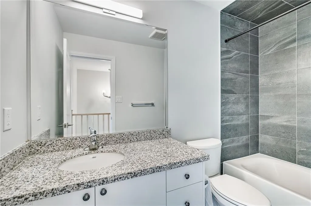 270 Melvin Avenue, #15