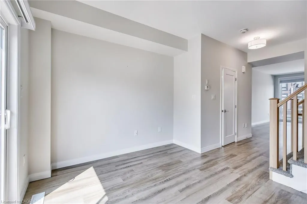 270 Melvin Avenue, #15