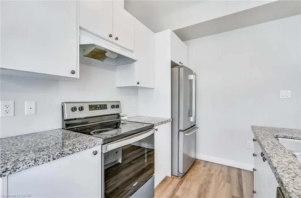 270 Melvin Avenue, #15