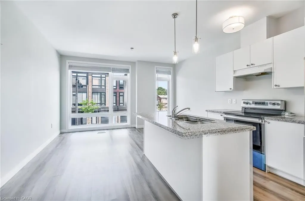 270 Melvin Avenue, #15