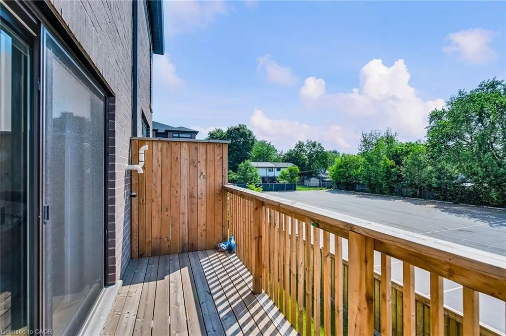 270 Melvin Avenue, #15