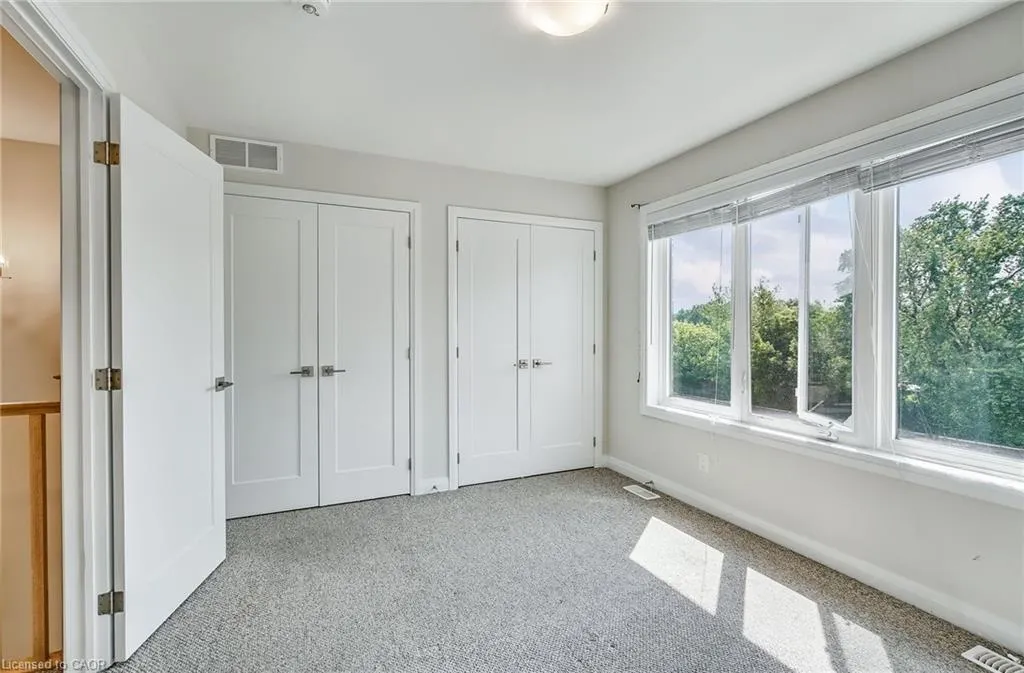 270 Melvin Avenue, #15