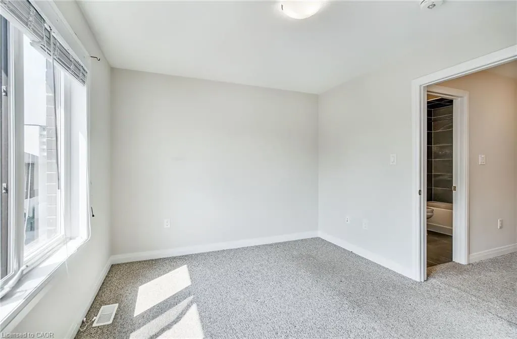270 Melvin Avenue, #15