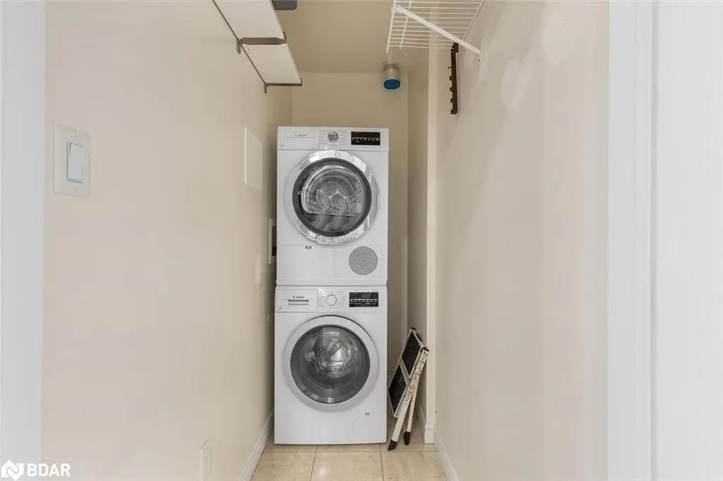 570 Lolita Gardens, #325