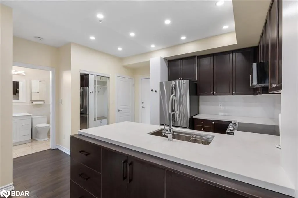 570 Lolita Gardens, #325