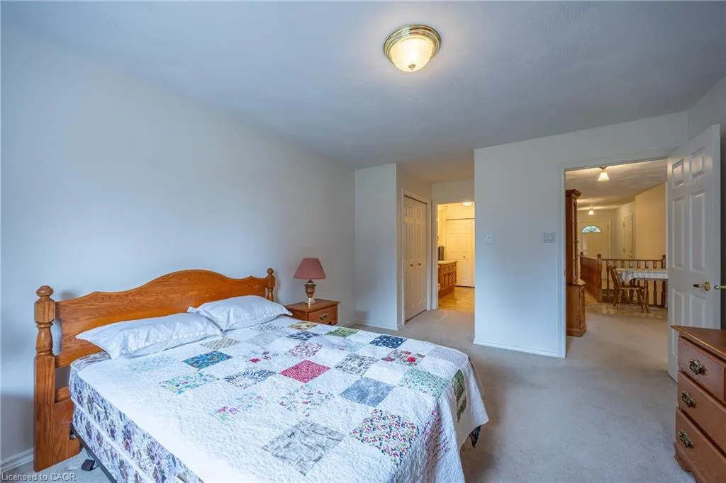 74 Wilson Avenue, #6
