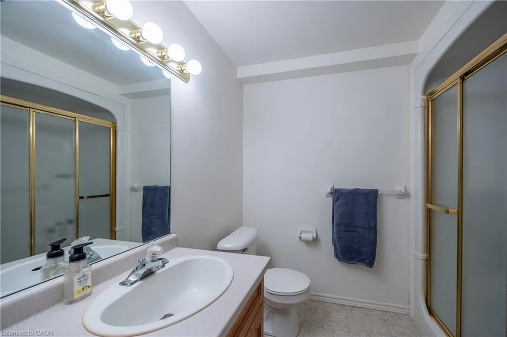 74 Wilson Avenue, #6