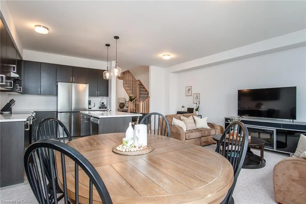 251 Farley Road S