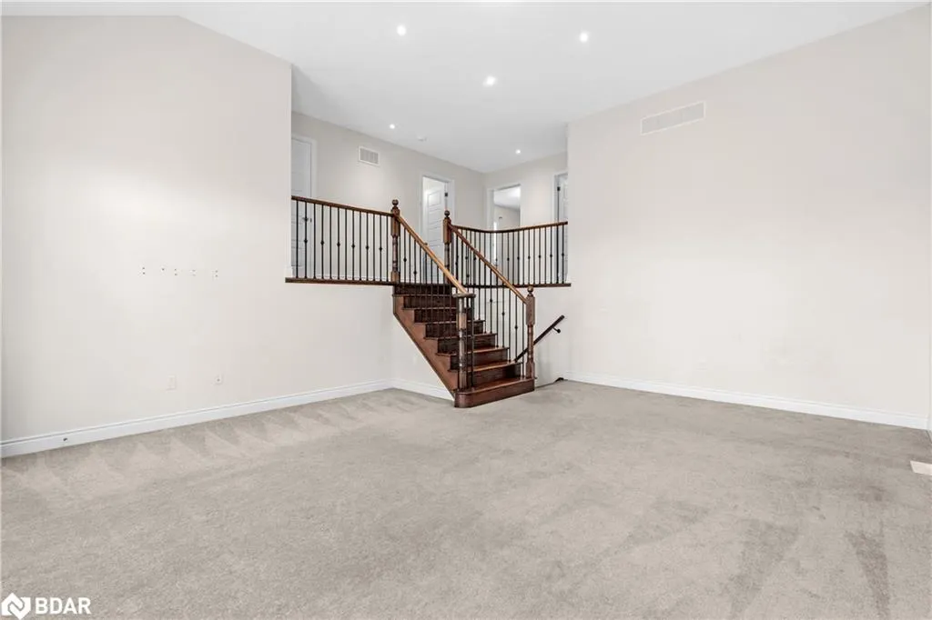 223 Thompson Road