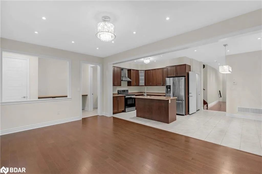 223 Thompson Road