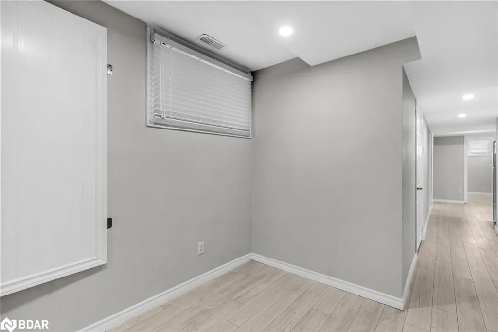 223 Thompson Road