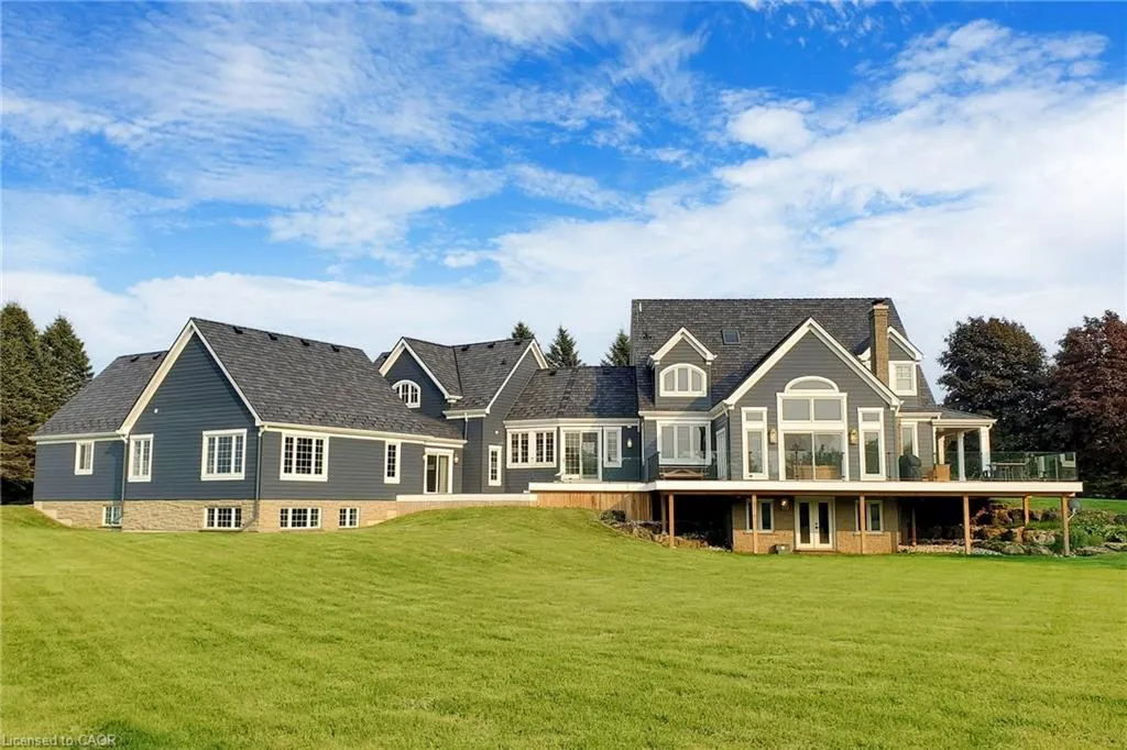 485 Concession 5 Road E