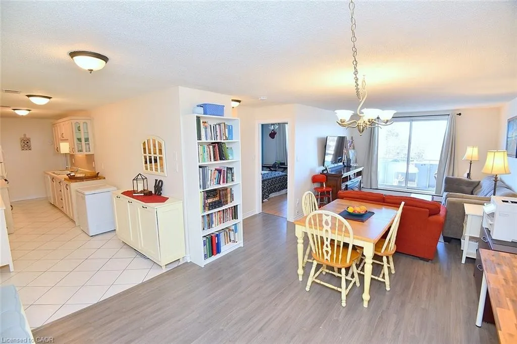 893 Concession Street, #303