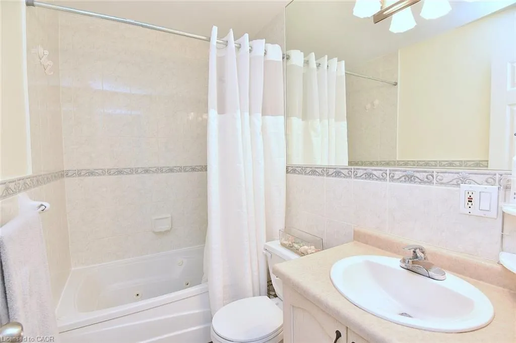 893 Concession Street, #303