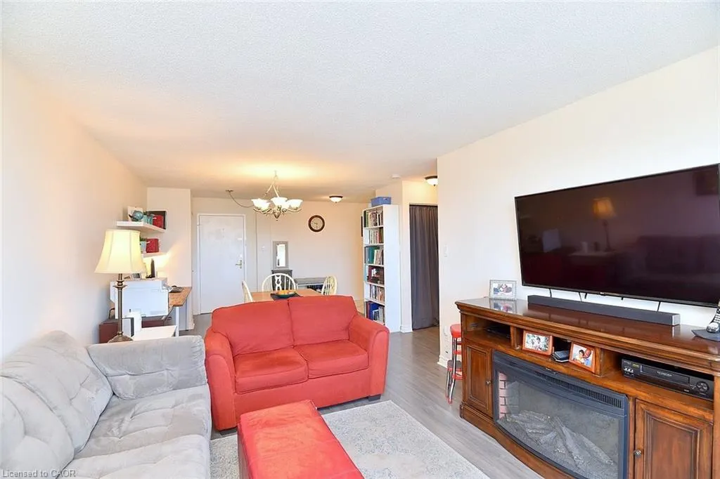 893 Concession Street, #303