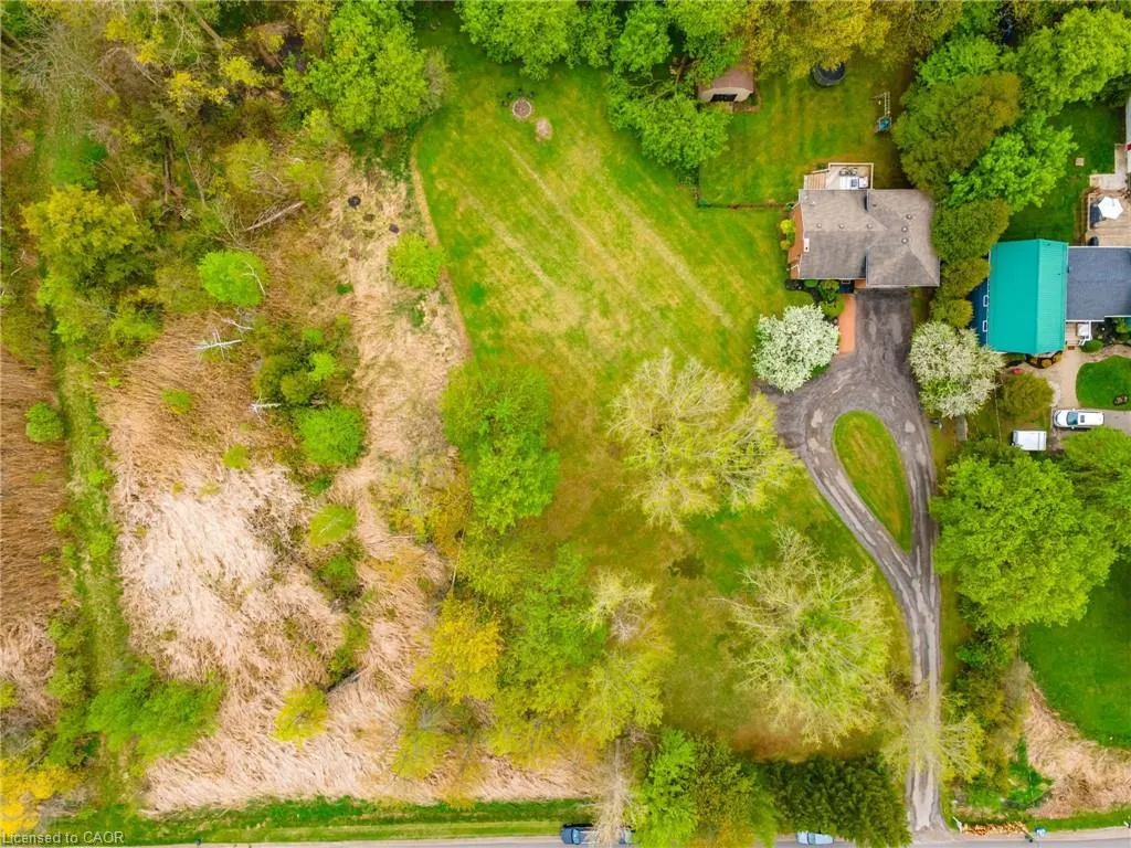 152 Concession 7 Road E