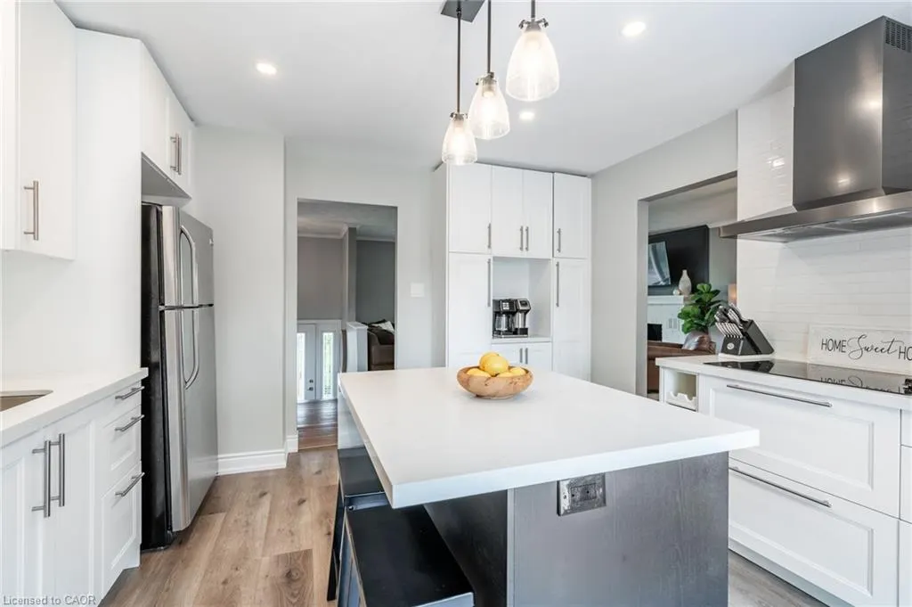 152 Concession 7 Road E