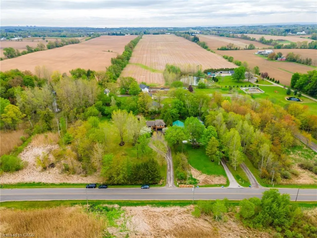 152 Concession 7 Road E