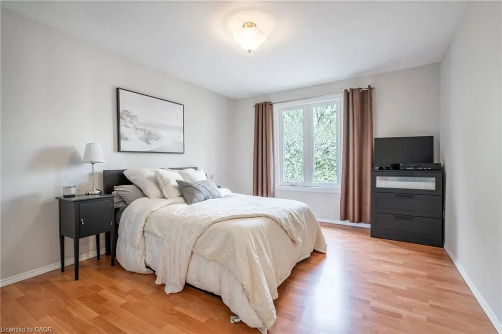 152 Concession 7 Road E