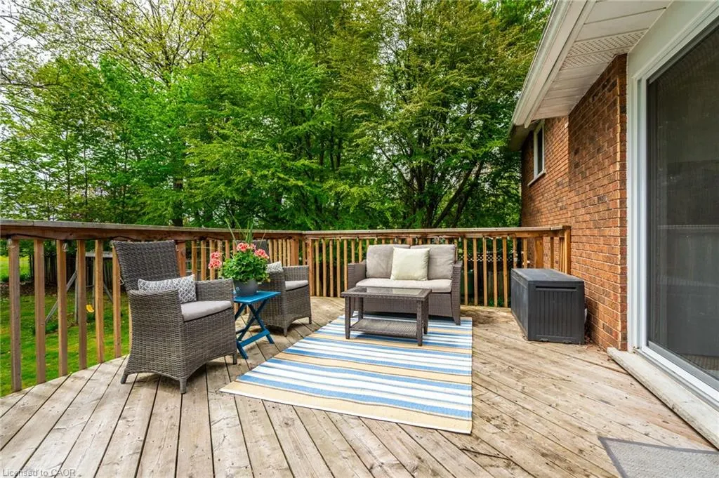 152 Concession 7 Road E