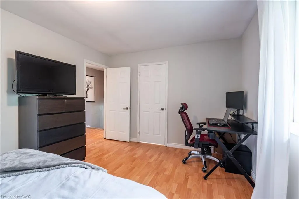 152 Concession 7 Road E