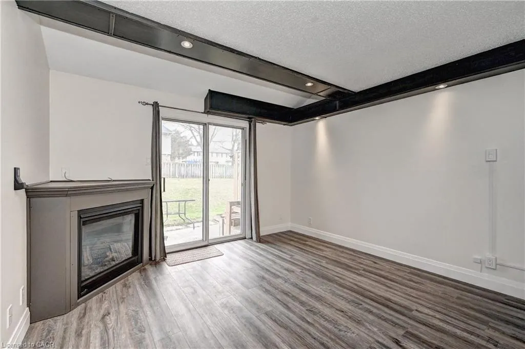 67 Valleyview Road, #37
