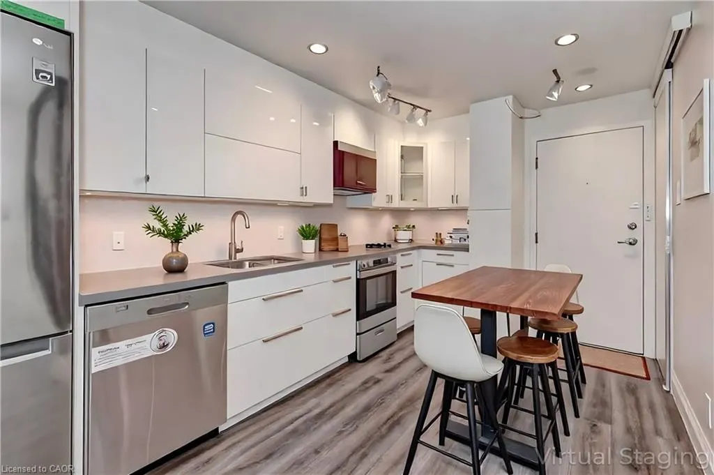 67 Valleyview Road, #37