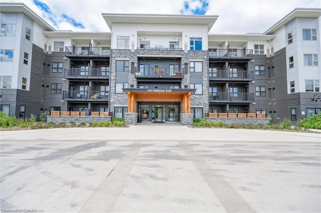 110 Fergus Avenue, #423