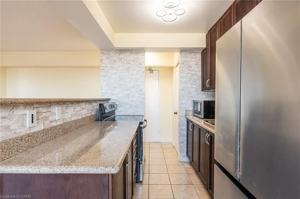 851 Queenston Road, #803