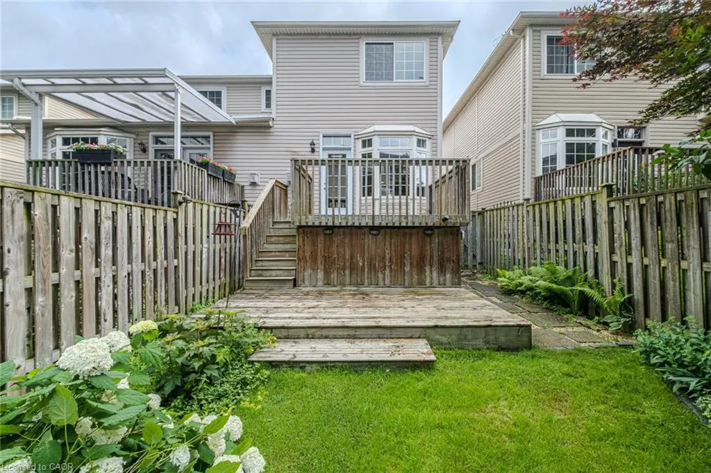 18 Sunnycroft Court