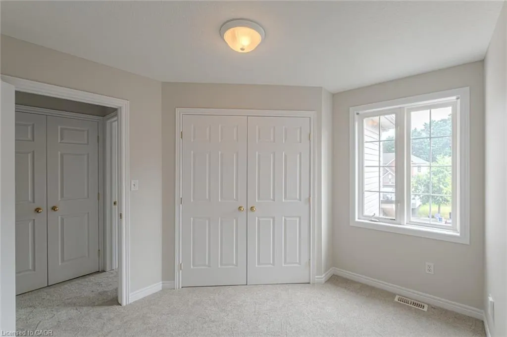 18 Sunnycroft Court
