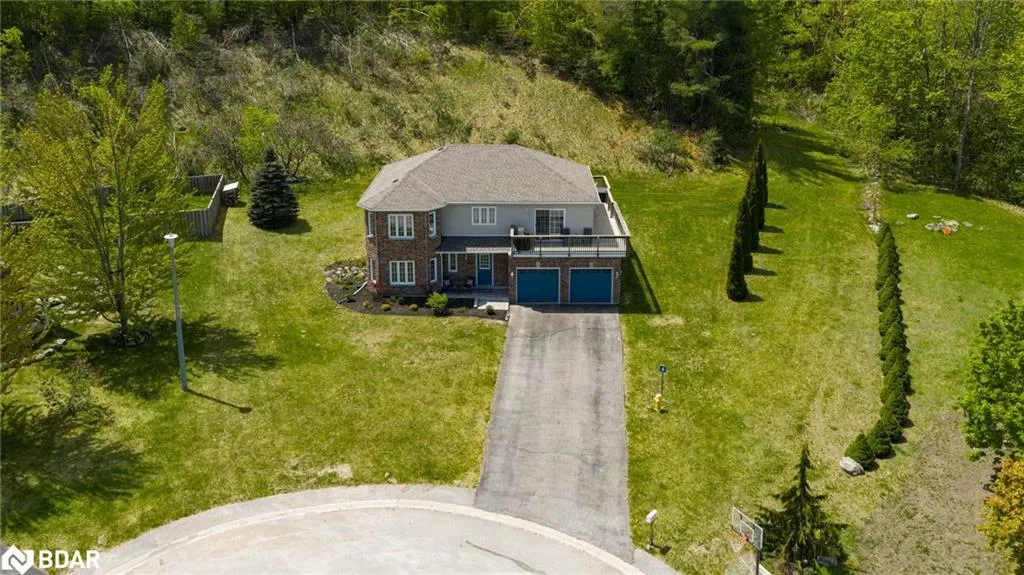 8 Ash Court Court