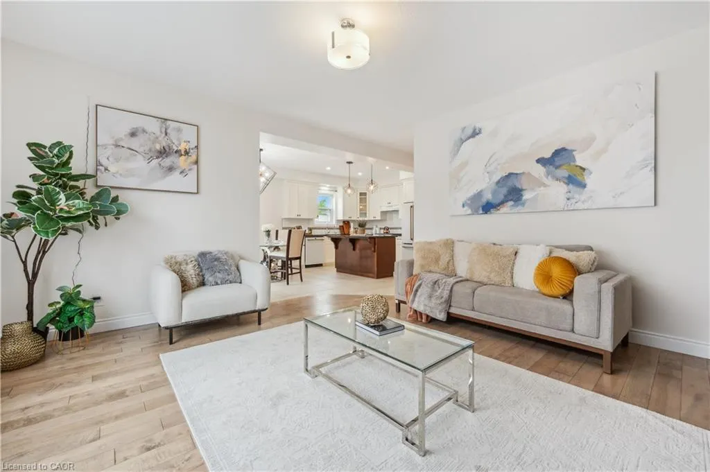 450 Applegate Court