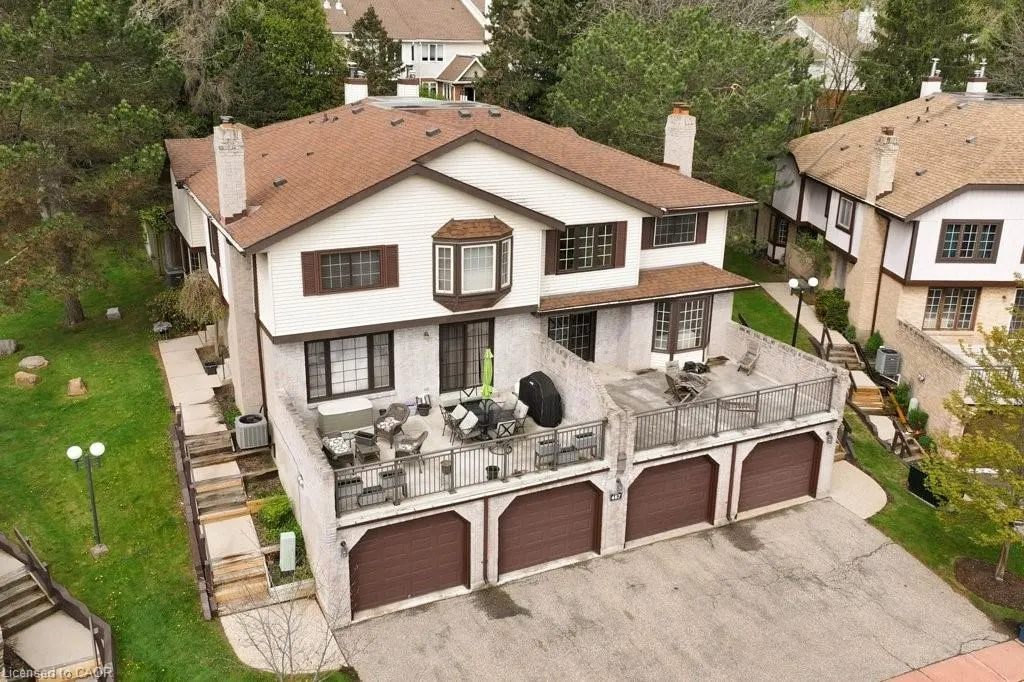 487 Beechwood Drive, #2
