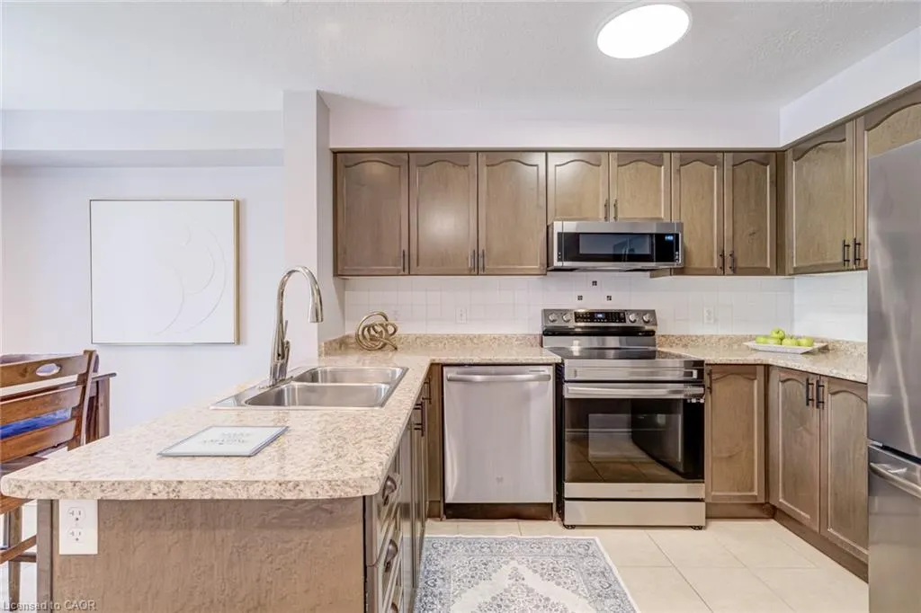 630 Woodlawn Road E, #A