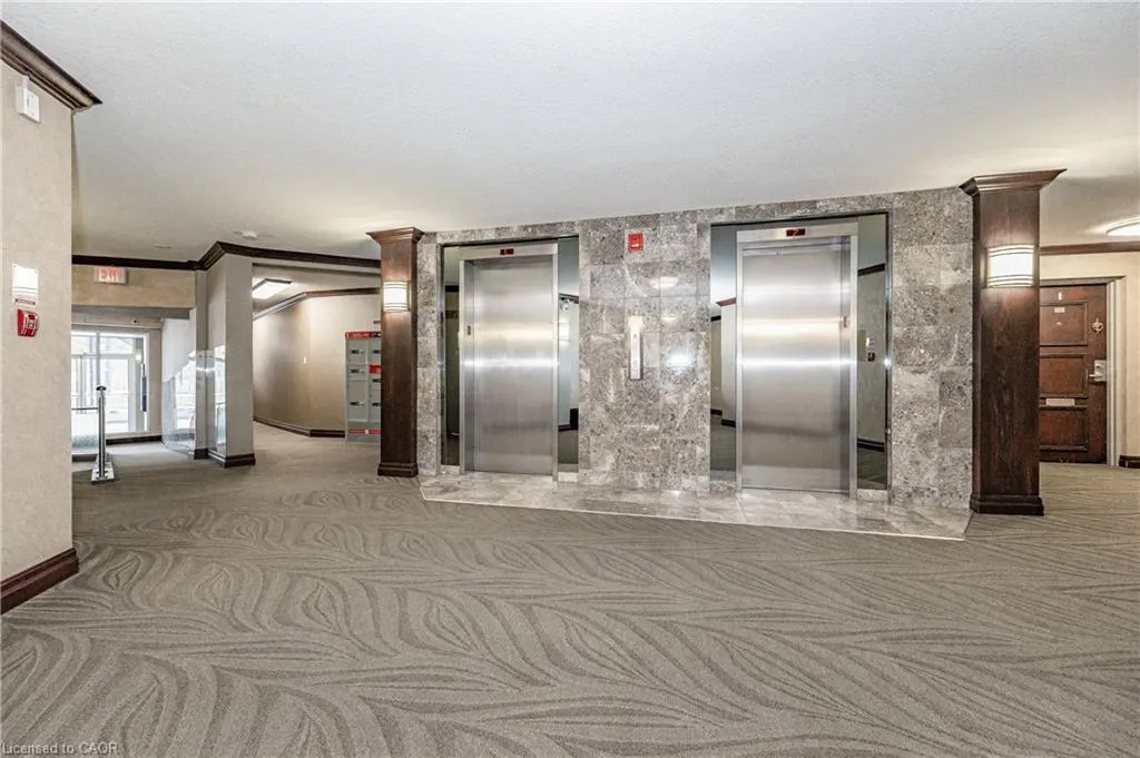 250 Glenridge Drive S, #1106