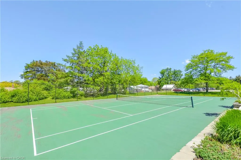 250 Glenridge Drive S, #1106
