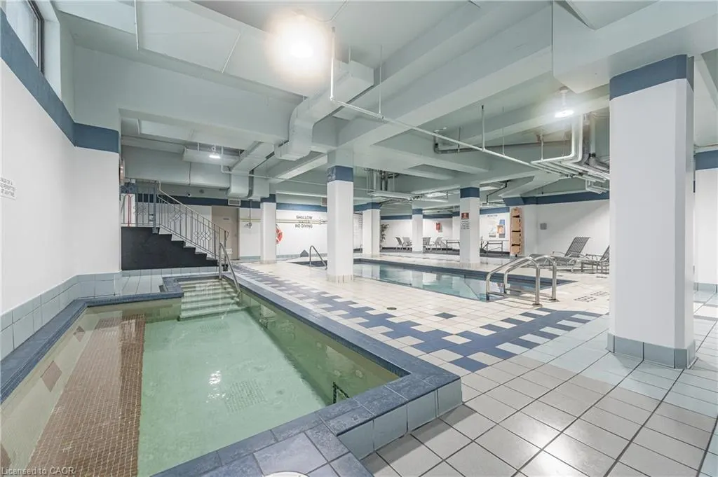 250 Glenridge Drive S, #1106