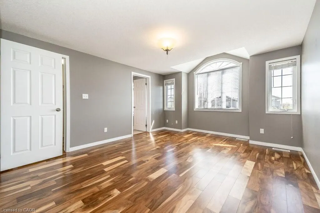 64 Shackleton Drive