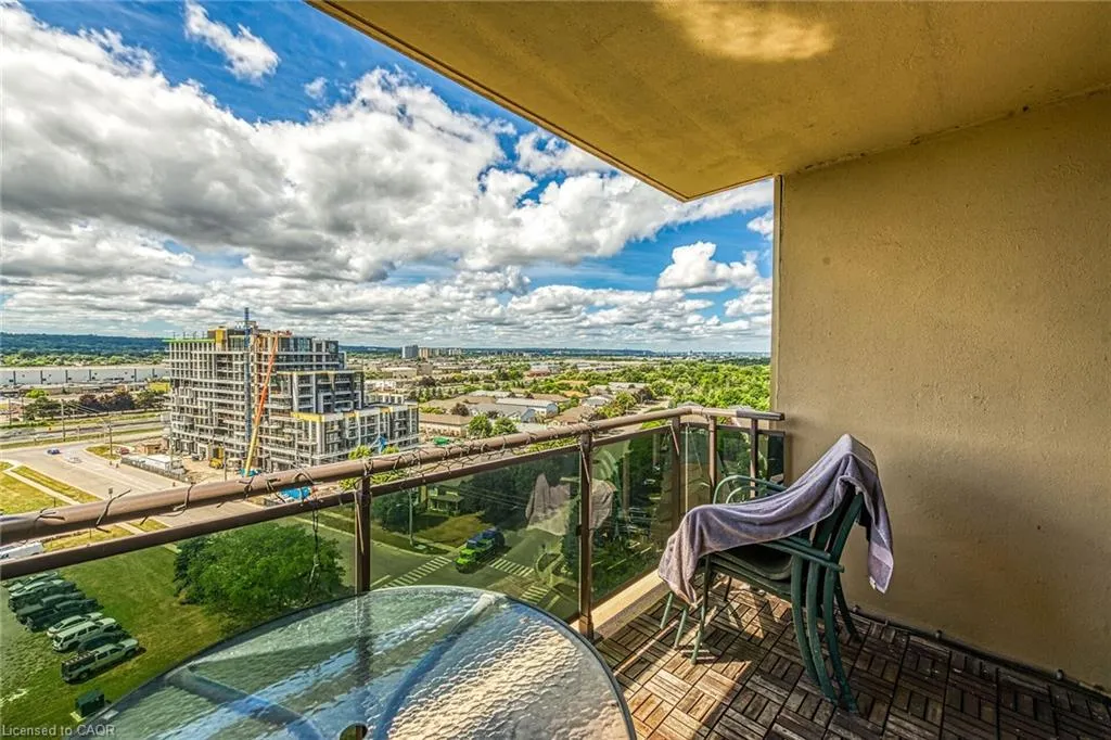 301 Frances Avenue, #1406