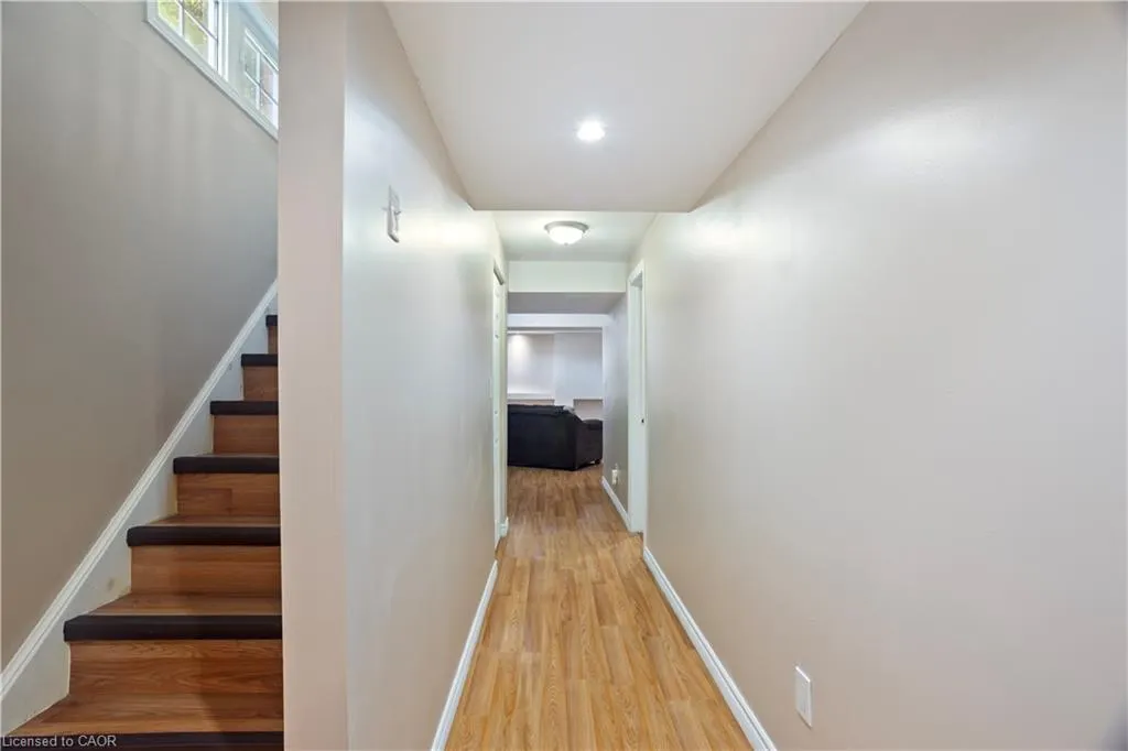 2 Donnenwerth Drive