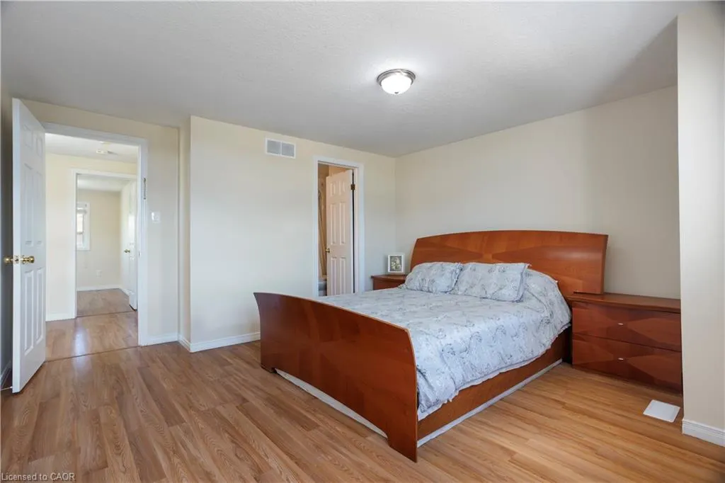 2 Donnenwerth Drive