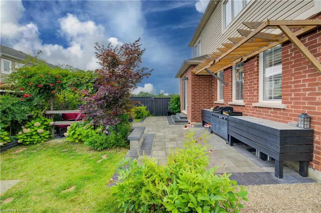 39 Wannamaker Crescent