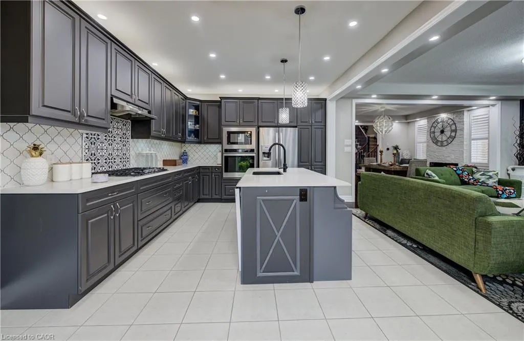 39 Wannamaker Crescent