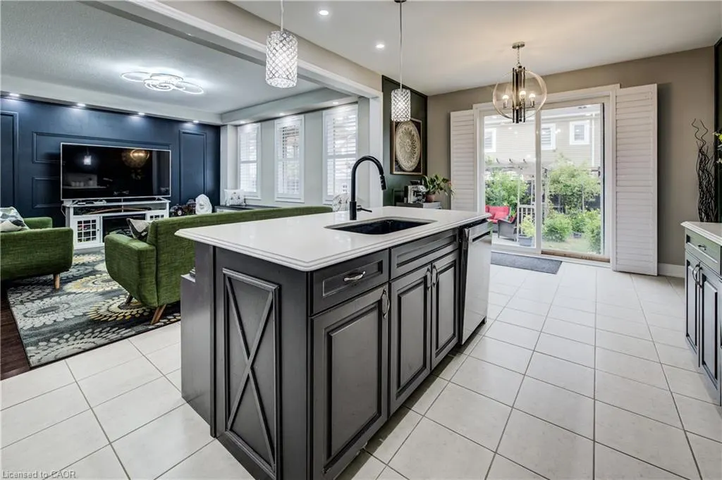 39 Wannamaker Crescent