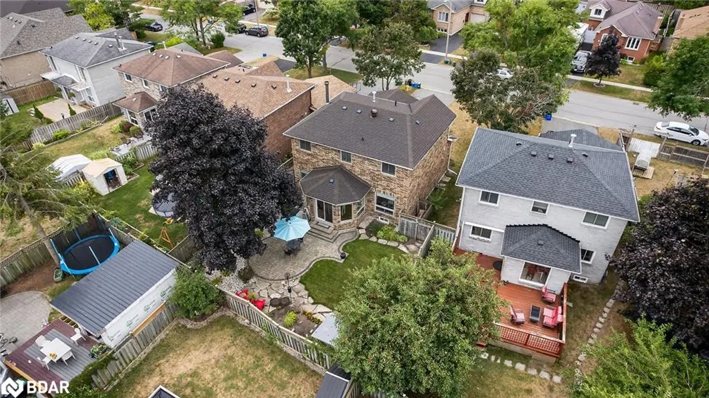 13 Balliston Road
