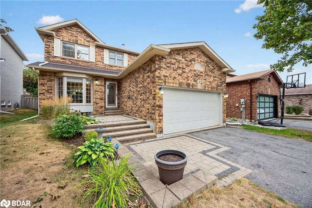 13 Balliston Road