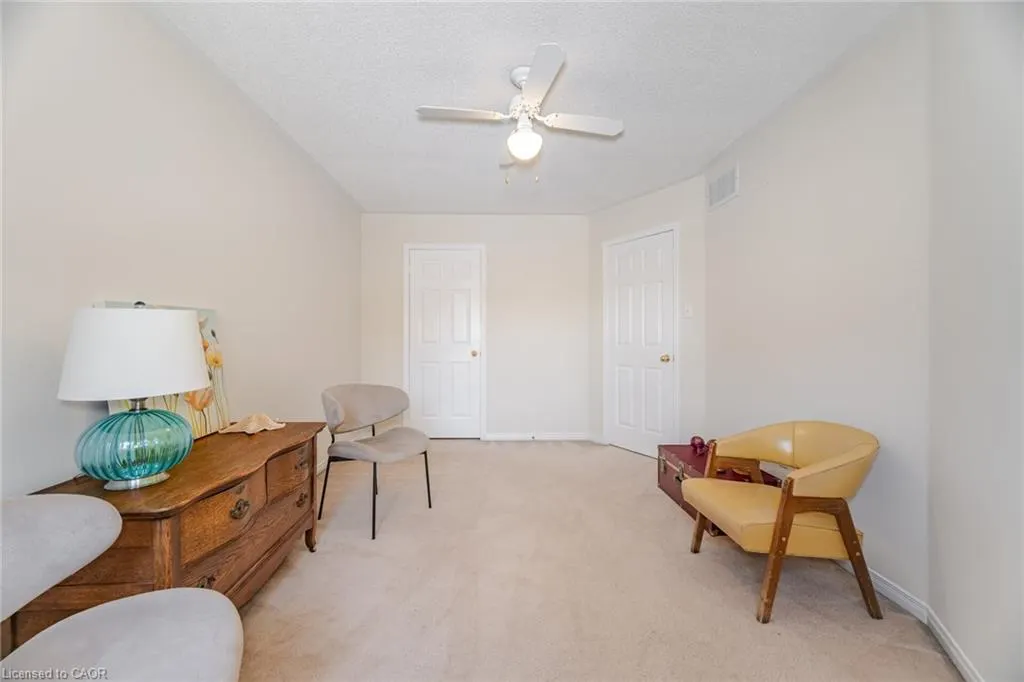 5103 Tree Court